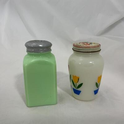.242. VINTAGE | Fire King Tulip | McKee Jadite | Salt Shakers