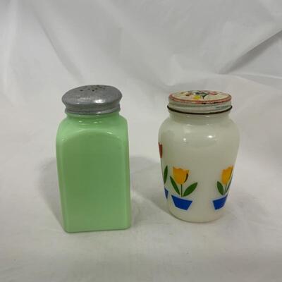 .242. VINTAGE | Fire King Tulip | McKee Jadite | Salt Shakers