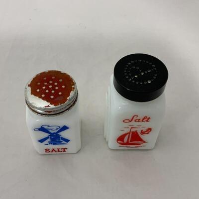 .245. VINTAGE | Two Salt Shakers | Sailboat | Windmill 