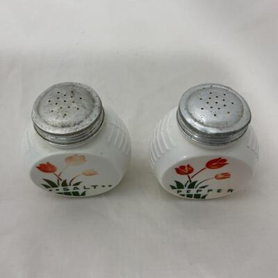 .248. VINTAGE | Fire King Tulip | Large Round Salt and Pepper Shakers