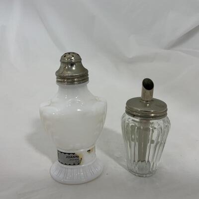 .252. VINTAGE | Salt and Sugar Shaker | Milk Glass 