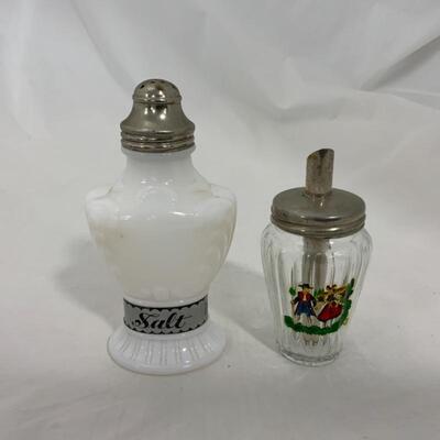 .252. VINTAGE | Salt and Sugar Shaker | Milk Glass 