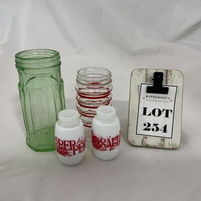 .254. VINTAGE | Four Salt and Pepper Shakers | No lids
