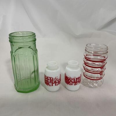 .254. VINTAGE | Four Salt and Pepper Shakers | No lids
