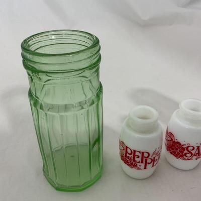 .254. VINTAGE | Four Salt and Pepper Shakers | No lids