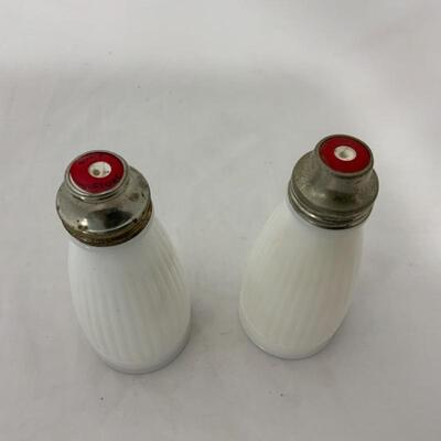 .256. VINTAGE | Budâ€™s Store | Milk Glass Salt & Pepper Set
