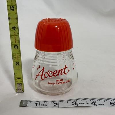 .260. VINTAGE | Accent Shaker Bottle | MSG
