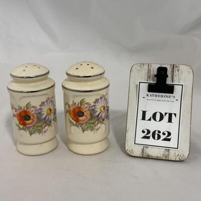 .262. VINTAGE | Pair of Salt and Pepper Shakers | Floral | Porcelain