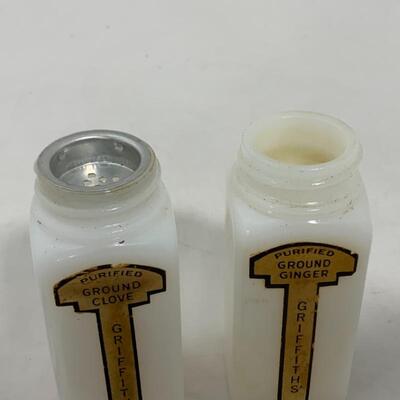 .263. VINTAGE | Griffithâ€™s Spice Set | Clove | Ginger