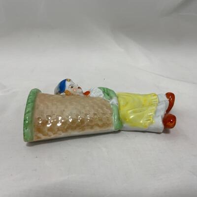 .272. VINTAGE | Dutch Girl Wall Pocket | Japan