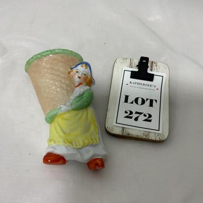.272. VINTAGE | Dutch Girl Wall Pocket | Japan