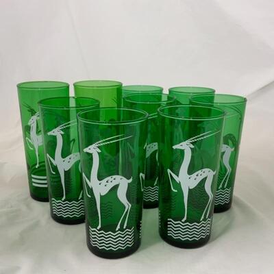 .286. VINTAGE | Nine Green Gazelle Glasses 