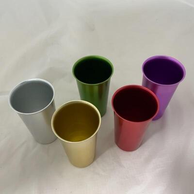 .287. VINTAGE | Five Aluminum Colored Tumblers