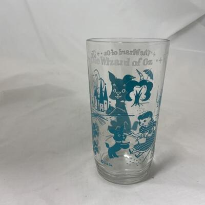 .290. VINTAGE | Wizard of Oz | Toto Glass