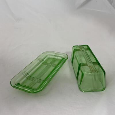 .299. VINTAGE | Green Depression Butter Dish