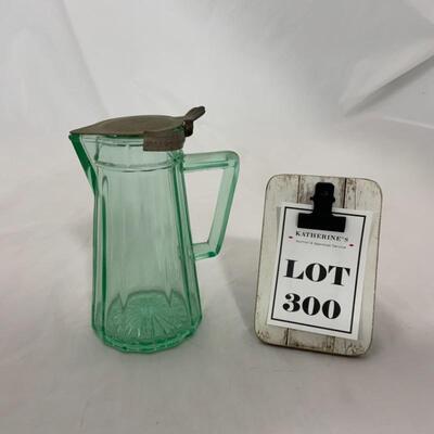 .300. VINTAGE | Green Depression Glass Syrup | Tin Lid