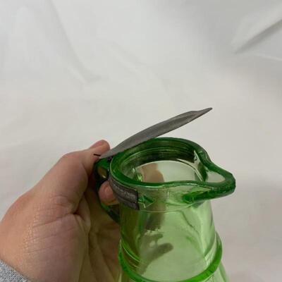 .301. VINTAGE | Anchor Hocking | Green Depression Glass Syrup