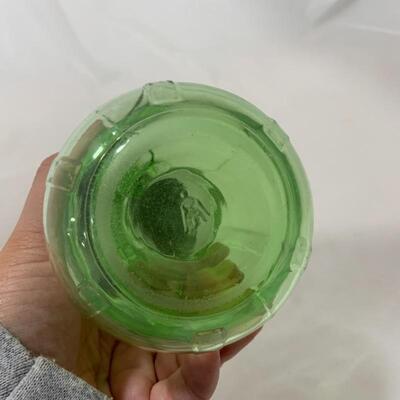 .301. VINTAGE | Anchor Hocking | Green Depression Glass Syrup