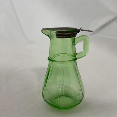 .301. VINTAGE | Anchor Hocking | Green Depression Glass Syrup
