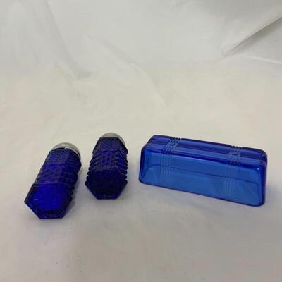.307. VINTAGE | Cobalt Blue Salt & Pepper Set | Butter Dish Lid