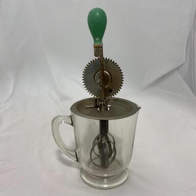 .310. VINTAGE | Green-Handled Beater Jar | Handled