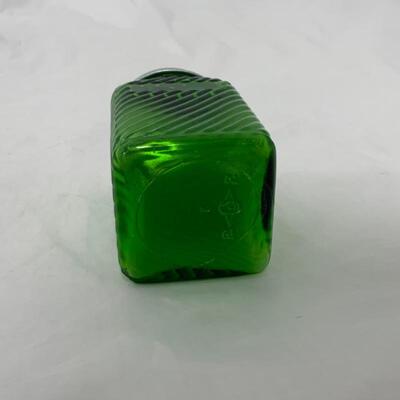 .314. VINTAGE | Single Square Green Shaker