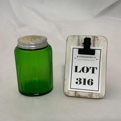 .316. VINTAGE | Single Green Ovoid Shaker