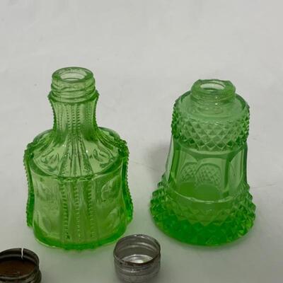 .317. VINTAGE | Mis-Matched Green Depression Shaker Set