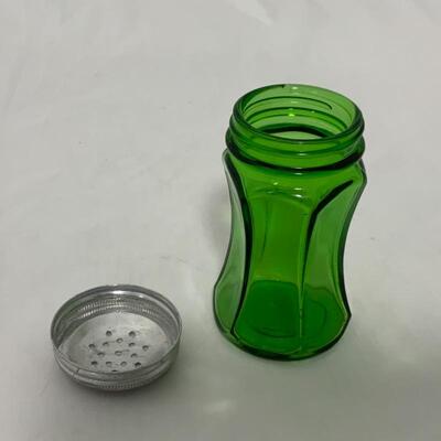 .318. VINTAGE | Single Green Concave Shaker