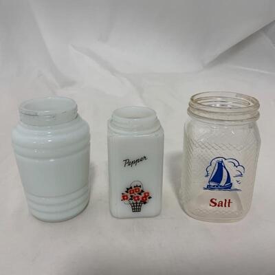 .320. VINTAGE | Three Miscellaneous Shakers | No Lids