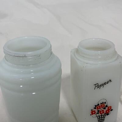 .320. VINTAGE | Three Miscellaneous Shakers | No Lids