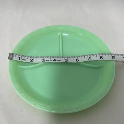 .324. VINTAGE | McKee Jadite | Divided Plate