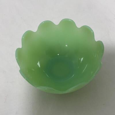 .326. VINTAGE | Fire King Jadite | Lotus Blossom Bowl