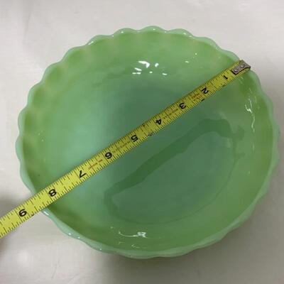 .327. VINTAGE | Fire King Jadite | Bubble Bowl