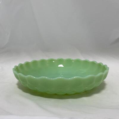 .327. VINTAGE | Fire King Jadite | Bubble Bowl