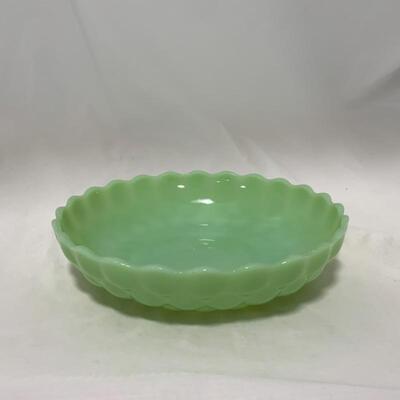 .332. VINTAGE | Fire King Jadite | Bubble Bowl | Serving Dish