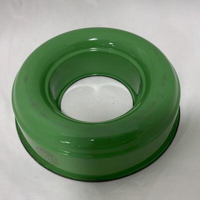 .328. VINTAGE | Graniteware | Ring Molds | Strainer | Cream City