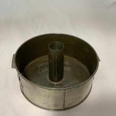 .329. VINTAGE | Swans Down Cake Flour | Angel Food Cake Pan