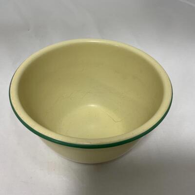 .331. VINTAGE | Enamelware Pot | Mixing Bowl | Spoon