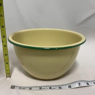 .331. VINTAGE | Enamelware Pot | Mixing Bowl | Spoon