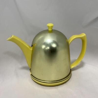 .334. VINTAGE | Hall Tea Pot | Lined Metal Cozy