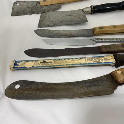 .338. VINTAGE | Large Knife Lot | But Wait...Thereâ€™s More!