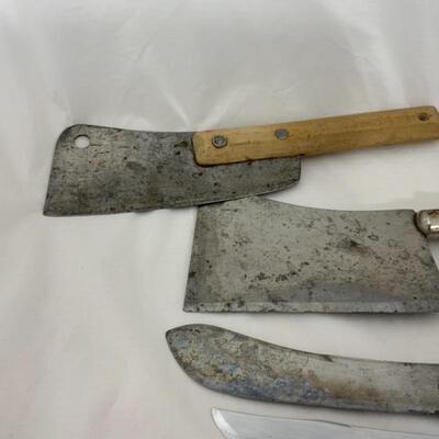 .338. VINTAGE | Large Knife Lot | But Wait...Thereâ€™s More!