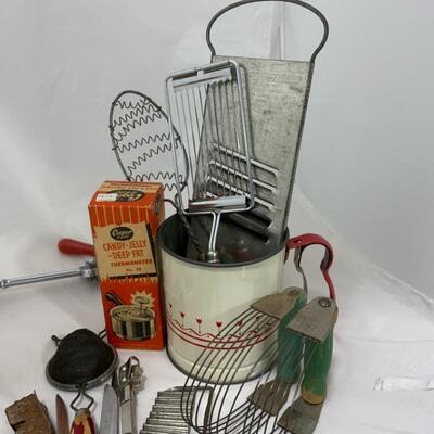 .339. VINTAGE | Large Lot of Kitchen Tools