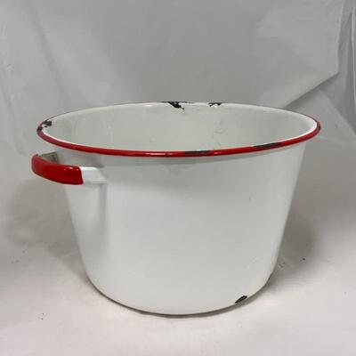.340. VINTAGE | Enamel Pot | Coleman Self-Heating Iron