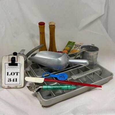 .341. VINTAGE | â€œJunk Drawerâ€ Kitchen Tools Lot