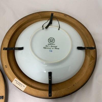 .344. VINTAGE | Bing & Grondahl | Christmas Plates | 1970 | 1971
