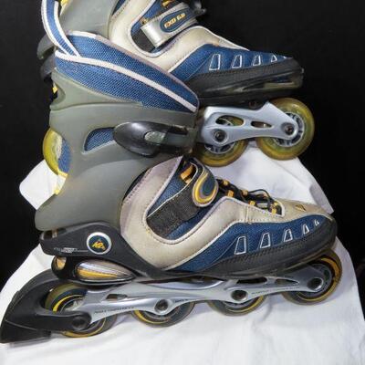 Roller blades