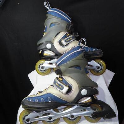 Roller blades