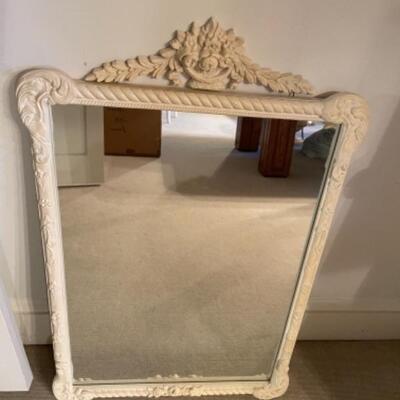B683 White Decorative Mirror 
